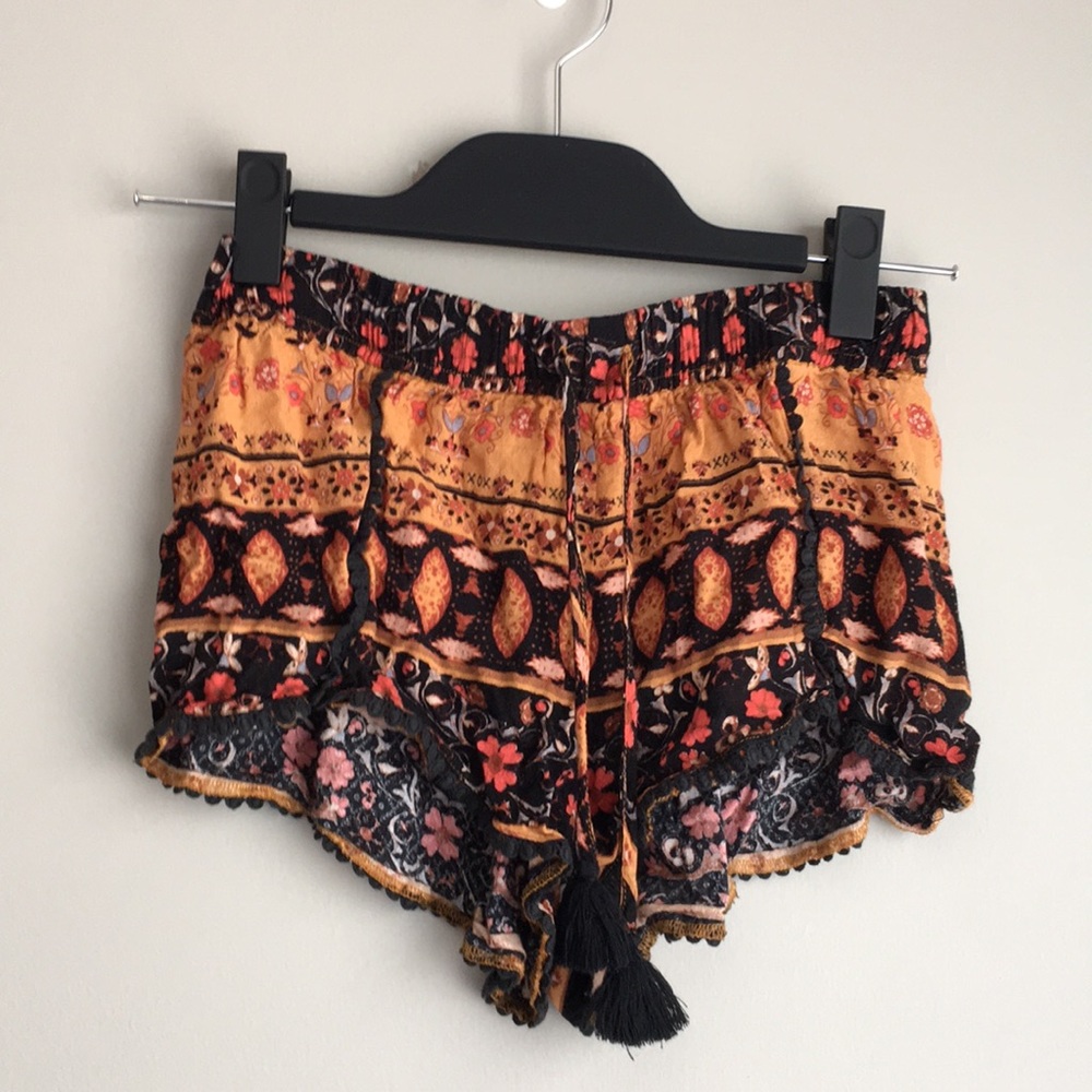 Urban Outfitters drawstring tassle shorts size XS